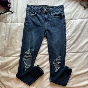 american eagle dark wash ripped jeans size 2